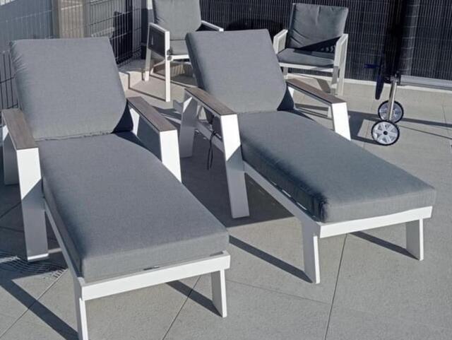Java White Deluxe Sunlounger With Cushion